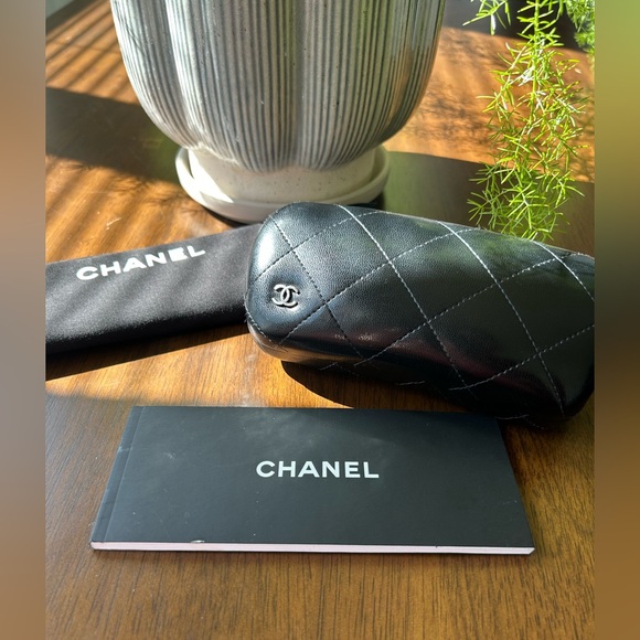 CHANEL Cateye Havana Brown Sunglasses, Authenticity Card, Original Case (5281-Q) - Picture 12 of 16